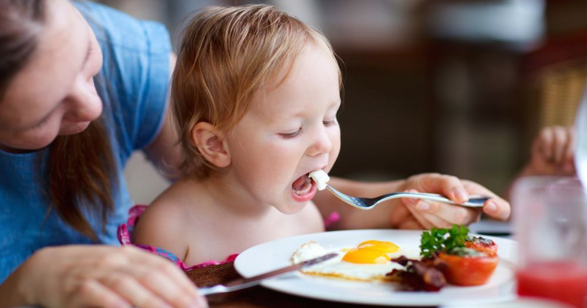 Makanan untuk Anak Tumbuh Gigi